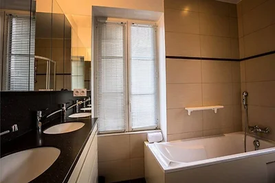 Haus mit Blick auf das Meer in Per