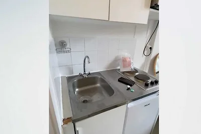 1P studio near Bois de Boulogne /...