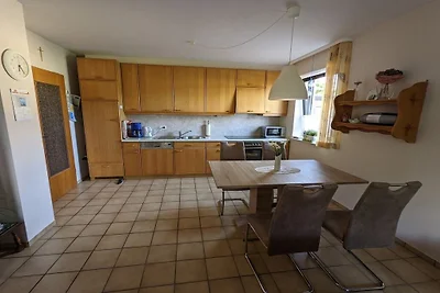 Apartamento vacacional en Ulmen con piscina.