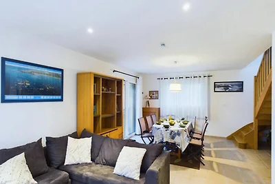 Ferienwohnung in Kerity in der Nähe des Stran...