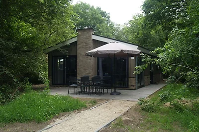 Modernes Chalet mit Geschirrspüler