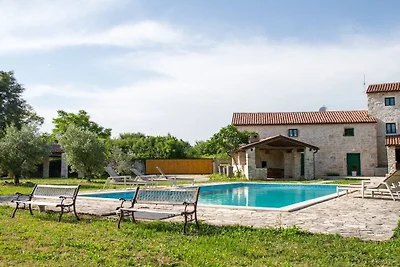 Villa in Barban met zwembad