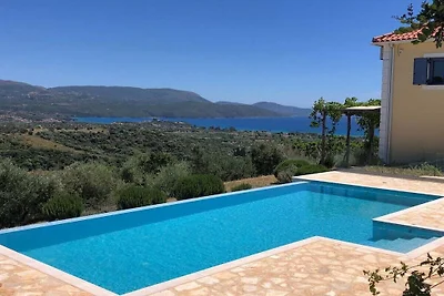Ferienhaus in Messinia mit Schwimmbecken