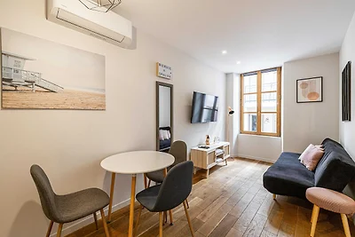 Prachtig gerenoveerd 2 kamer appartement -...