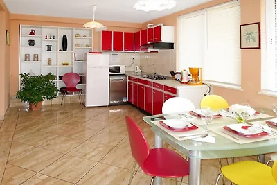 Malerische Wohnung an der Küste von Rogoznica