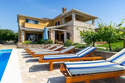 Ferienhaus in Porec mit Schwimmbecken