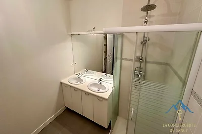 Retraite dans un jardin près du centre-ville