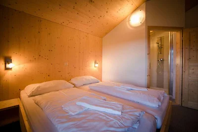 Chalet spazioso con vasca idromassaggio