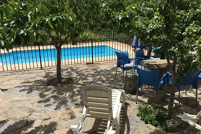 Schönes Ferienhaus mit Gemeinschaftspool