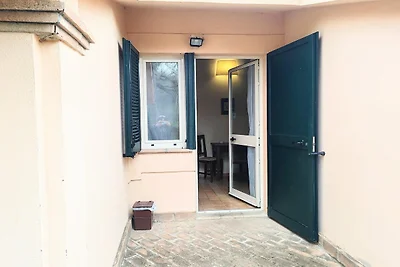 Bauernhaus, 19. Jahrh., mit Jacuzzi in Giano...