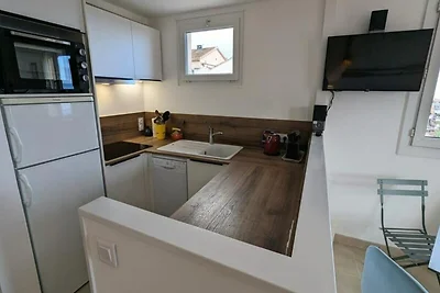 Wohnung in Lavandou mit Meerblick-Terrasse