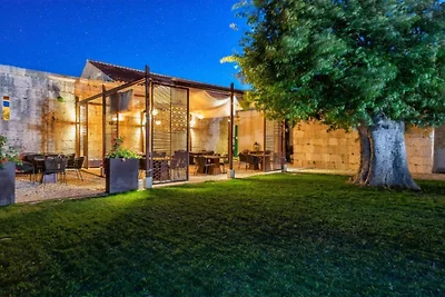 Historic Han Hideaway Deluxe Suite