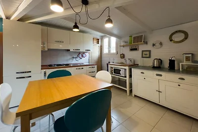 Wohnung in Torino mit Balkon und Parken
