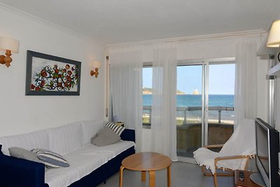 Wohnung in Estartit mit Meeresstrand