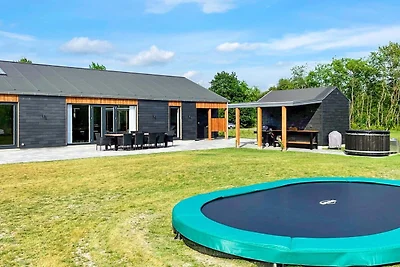 9 Personen Ferienhaus in Dannemare
