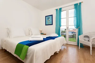 Geräumige Villa mit privatem Pool
