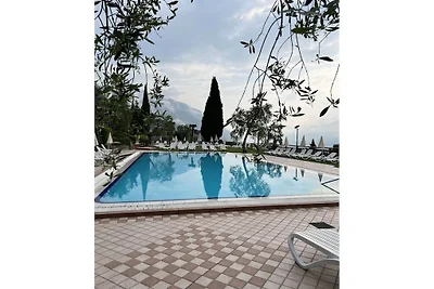 Lac Azzurro.  IT017189C2FL6ADCC3