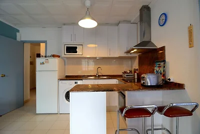 Apartment for four people with pool