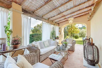 Boerderij met privézwembad in Camaiore