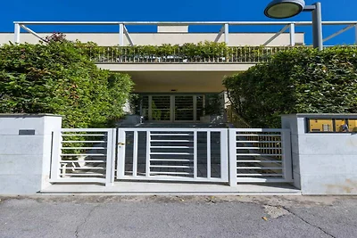 Appartement in Viareggio bij Strand