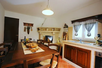 Villa Gea - Three Bedroom with Swimming Pool