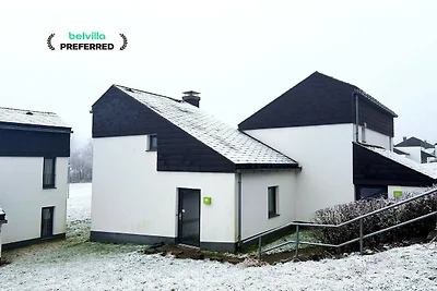 Geräumiges Ferienhaus im Ferienort Hambachtal