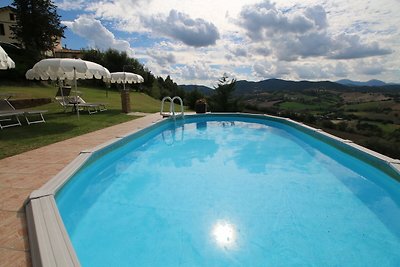 Appartamento con piscina, giardino, BBQ e...