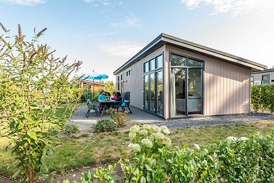 Schönes Chalet mit Geschirrspüler in einem Fe...