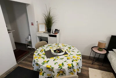 Studio Apartment Enter - Studio Apartment Wit...