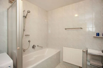 Gemütliche Ferienwohnung mit Balkon in...