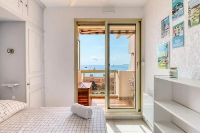 Apartment in Le Lavandou mit Meerblick