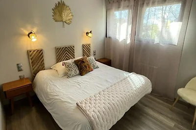 Casa vacanze ad Aveyron con spa e piscina