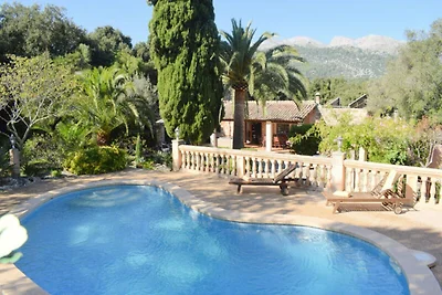 Huis in Pollensa met zwembad en barbecue