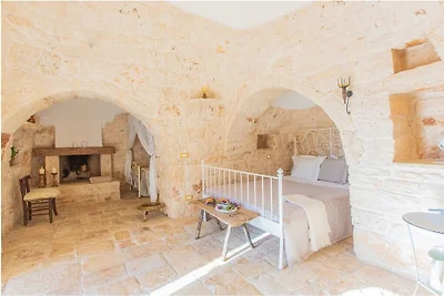 Trullo con piscina per bambini