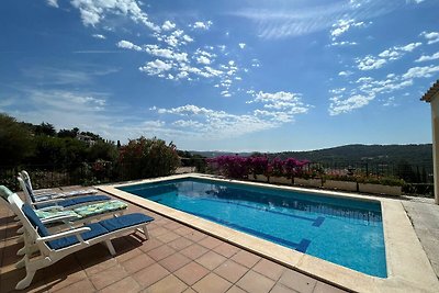 Beautiful holiday home in Calonge with privat...