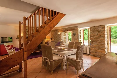 Casa vacanze vicino al fiume con piscina