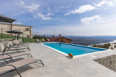 Apartments Bregha - Three Bedroom Apartment w...