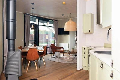 Ampio bungalow con balcone di Belvilla