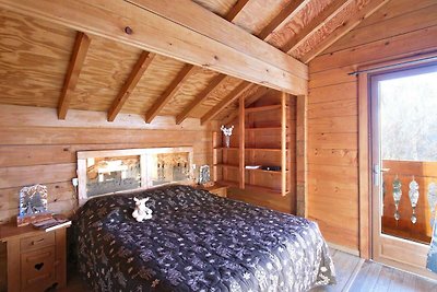 Chalet mit privatem Pool mit Teleskopdach in ...