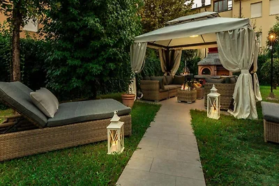 Villa in Lucca bij Porta San Pietro