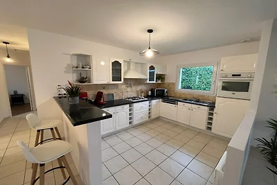 Gelijkvloers huis met tuin