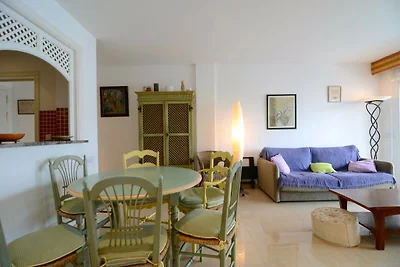 Appartement in Estartit vlakbij zandstrand