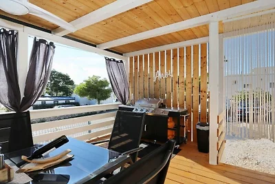 Mobilheim in Drage mit Barbecue und Wifi
