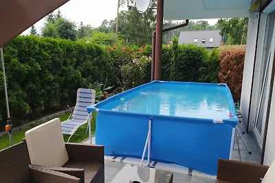 Ferienhaus mit Pool in Morzyczyn