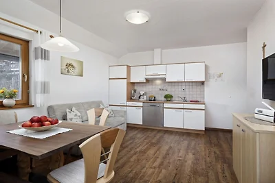 Ferienwohnung in Kuens mit Barbecue