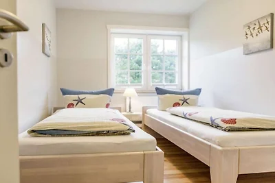 Apartamento vacacional en Nebel con piscina.