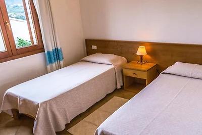 Wohnung in Badesi mit Swimmingpool