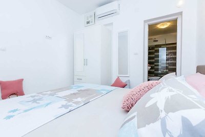 Apartments Villa Bell Memories- Two Bedroom A...