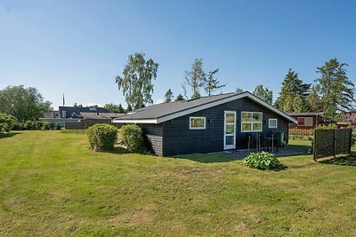 4 Personen Ferienhaus in Væggerløse-By Traum