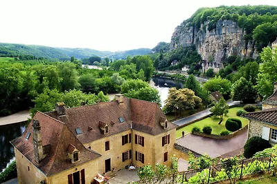 Hütte in Corrèze mit Gartenblick
